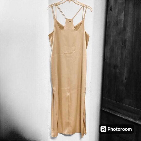 HALSTON HERITAGE NWT Sleeveless Double-Strap Satin Slip Maxi Dress Large - Picture 11 of 12